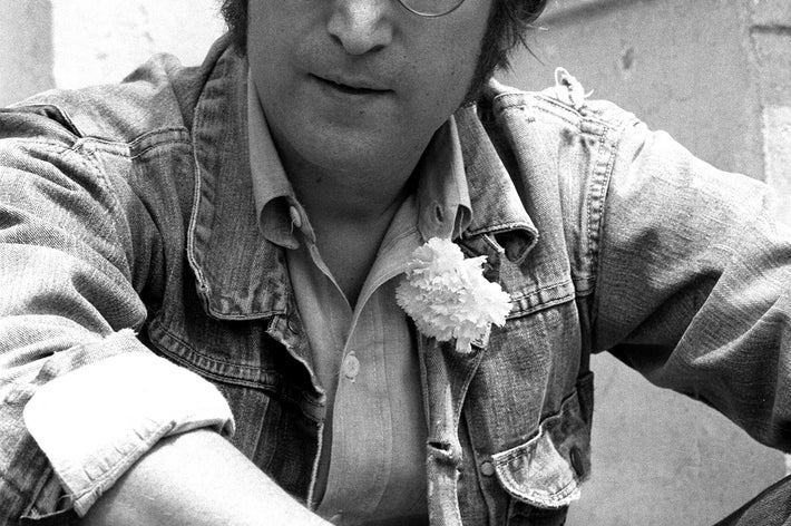 1971年に撮影されたジョン・レノンさん（Raph GATTI / AFP＝時事）
