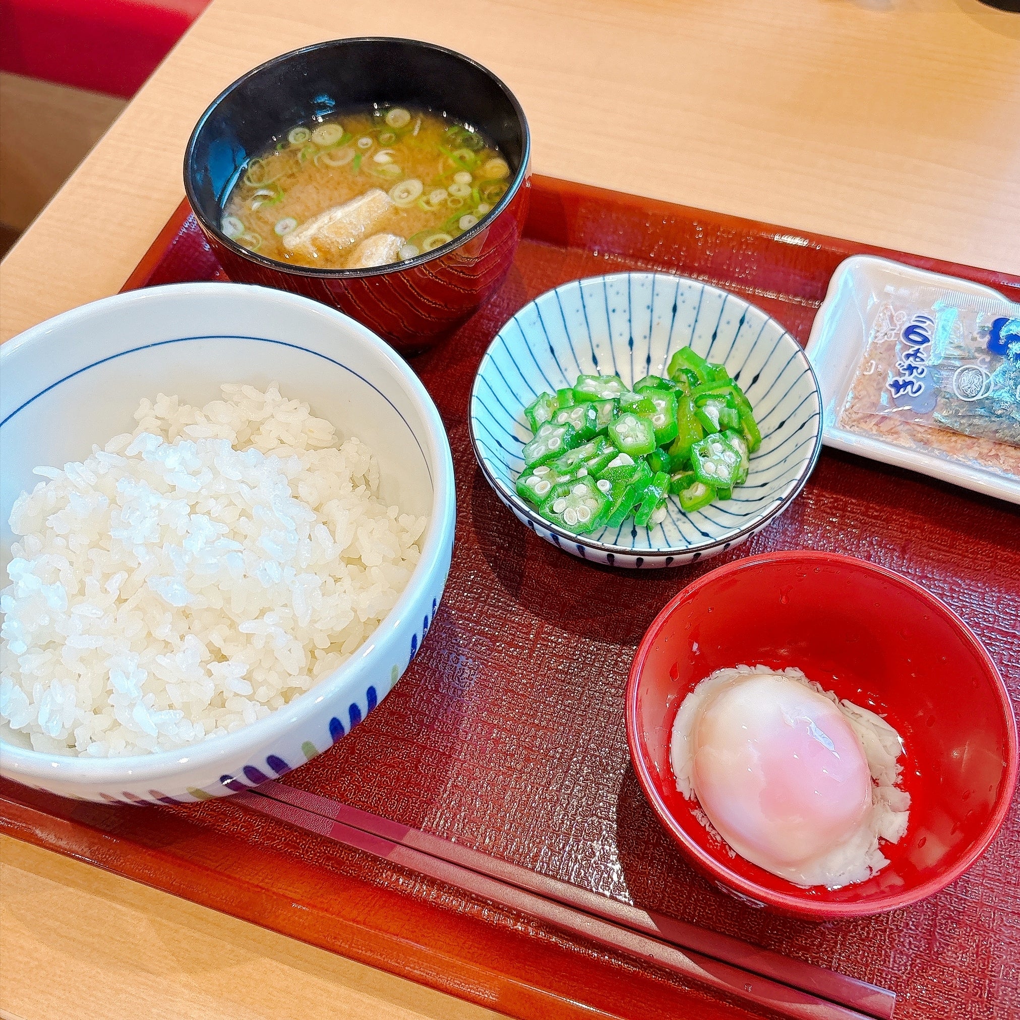 なか卯の「まぜのっけごはん朝食」