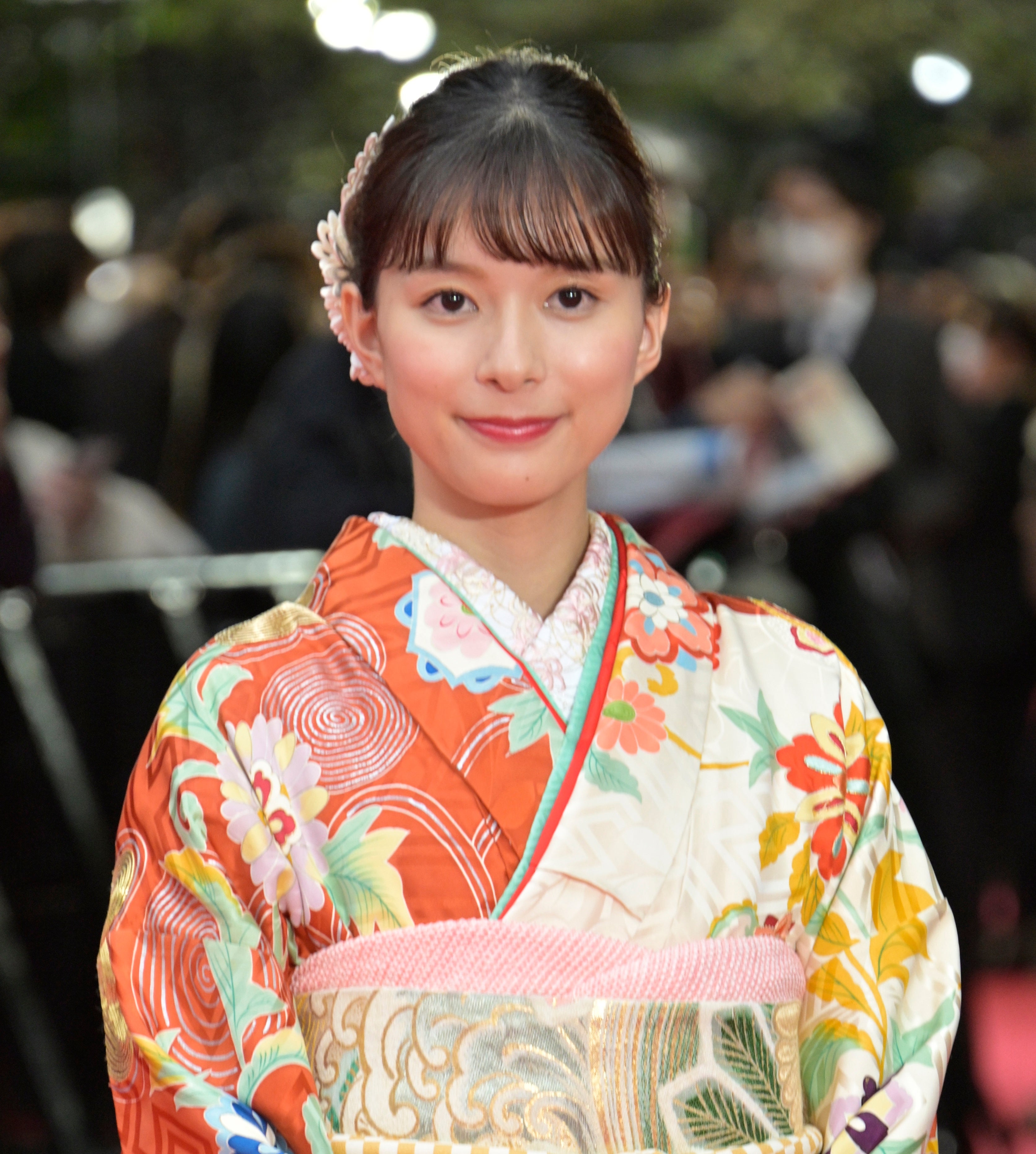芳根京子さん（時事通信フォト）