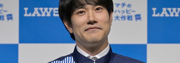 松山ケンイチさん（時事通信フォト）