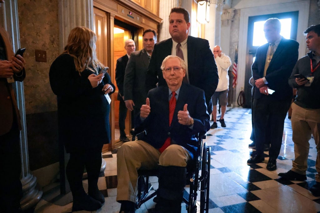 McConnell i rullestol gir tommelen opp