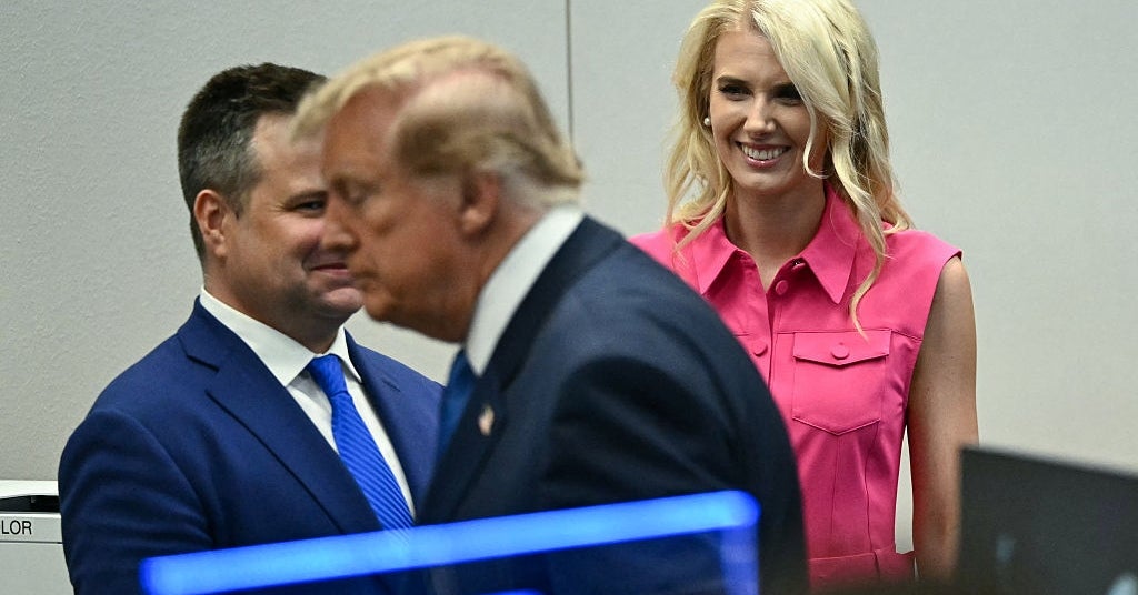 This Ridiculous Photo Of Trump Aide Natalie Harp Carrying A Truly Enormous Bag Is Going Viral