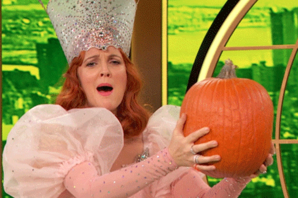 How Many Of These 60 Halloween Bucket List Items Have You Actually Done?