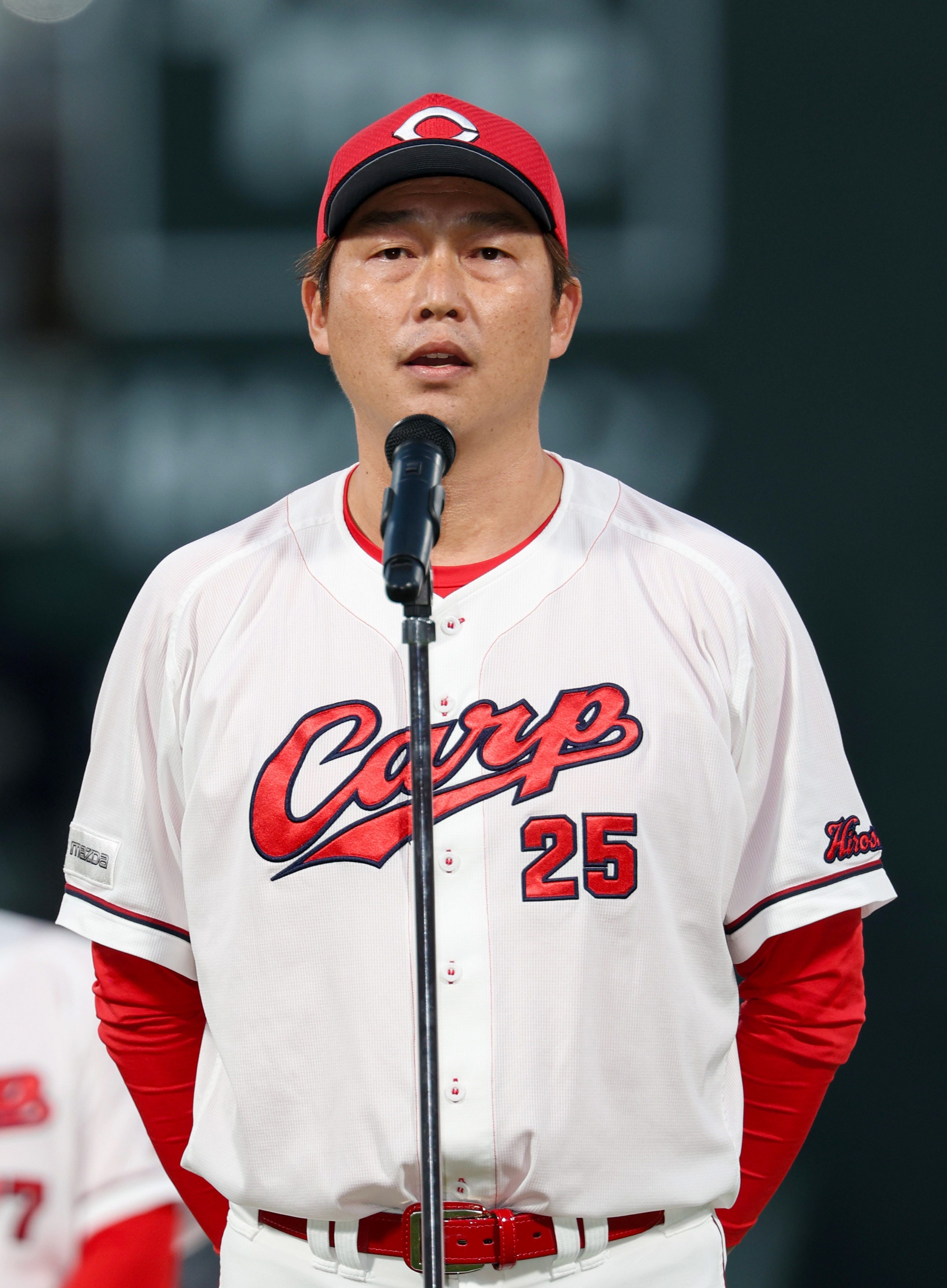 プロ野球】広島の新ユニフォーム発表にファン反響「昔を彷彿とさせる