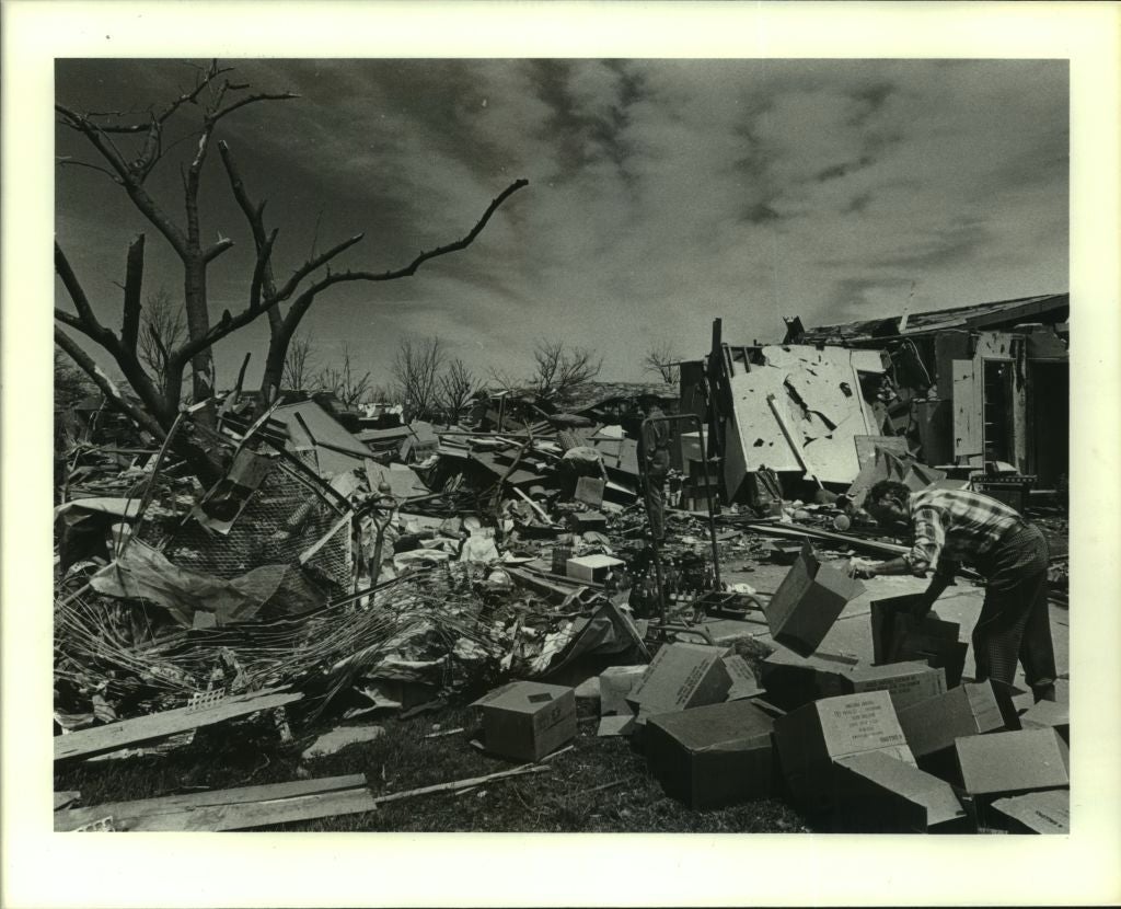 Post image 42