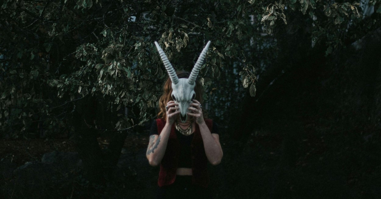 Become A Swamp Hag And Unearth Your Inner Dark Aesthetic And Historical Witch