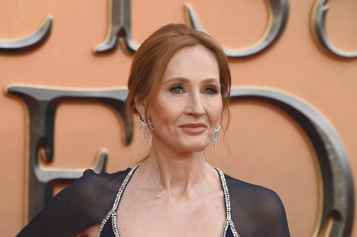 JK Rowling Says Her Views Haven’t Changed Despite “An Avalanche Of Threats” As She Calls “Trans Activism” “Elitist”