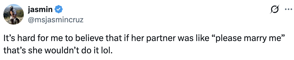 Tweet expressing skepticism about a woman's potential response to a marriage proposal