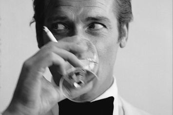 21 Handy Tricks For Living Your Daily Life Like James Bond