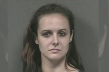 Mom Charged For Allegedly Trying To Give Away Son On Craigslist pic