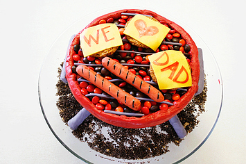 Noodle Cake Creations - Let's fire up that grill and throw on some salmon,  sausages and kebabs. It's a bbq party! Share this gorgeous cake with your  bbq loving buddy. Or rather