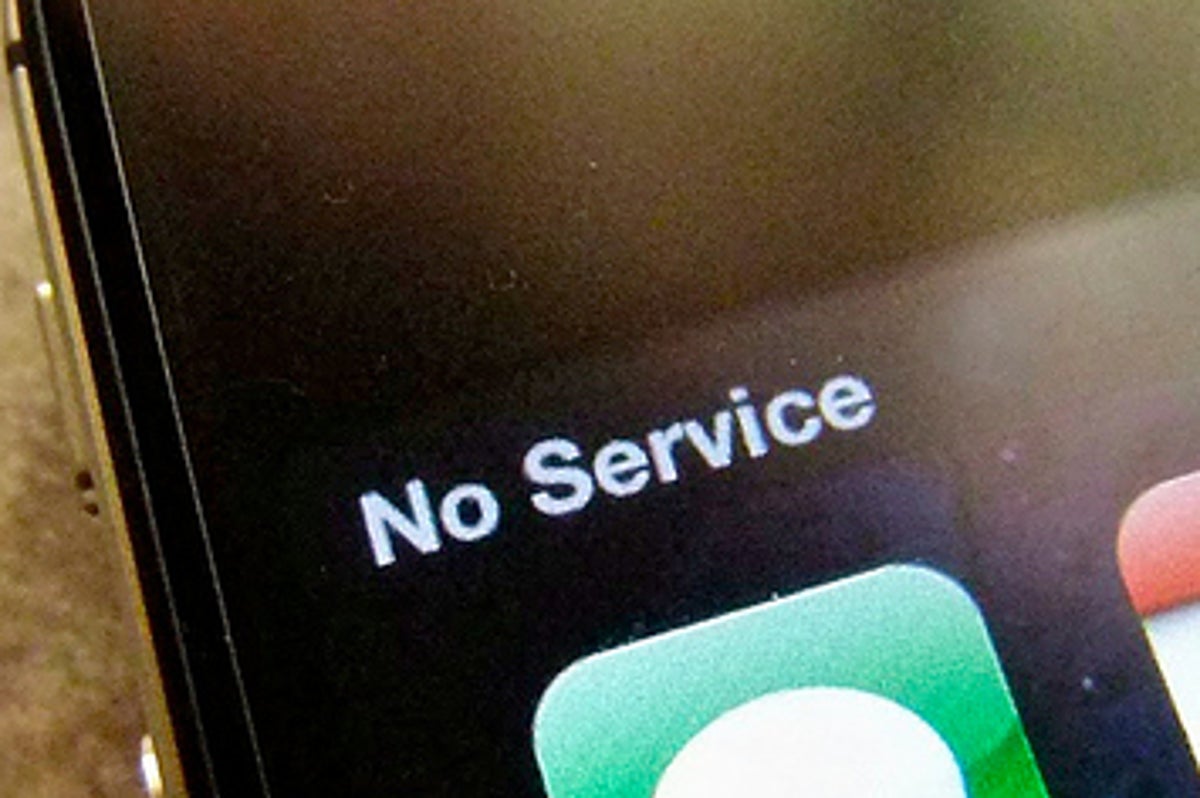 How Authorities Can Shut Down Cell Service