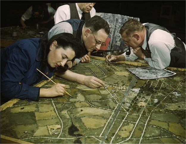 Woman taking a camouflage class. Photographed in March 1943.