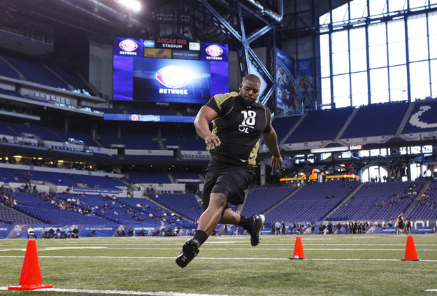 Kevin: I bet you the Steelers have particularly terrible rookie hazing.Jack: Sorry Riley Reiff. You've been out athletic-photo'd. Look at the big man go!