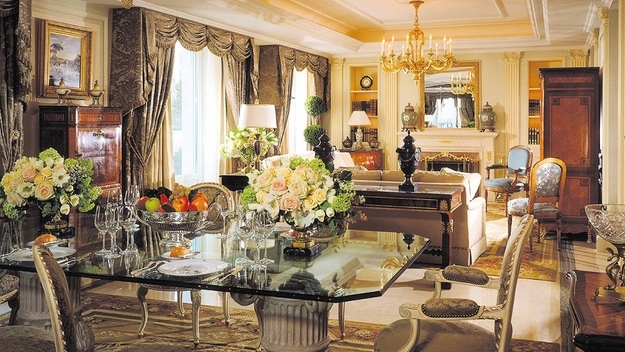 It may not be the most expensive hotel room in the world (although it's VERY close), but this is certainly a place that's made it to my bucket list. The European decor and finish adds a touch to this hotel that I don't think I could experience on my side of the world. Exquisite!