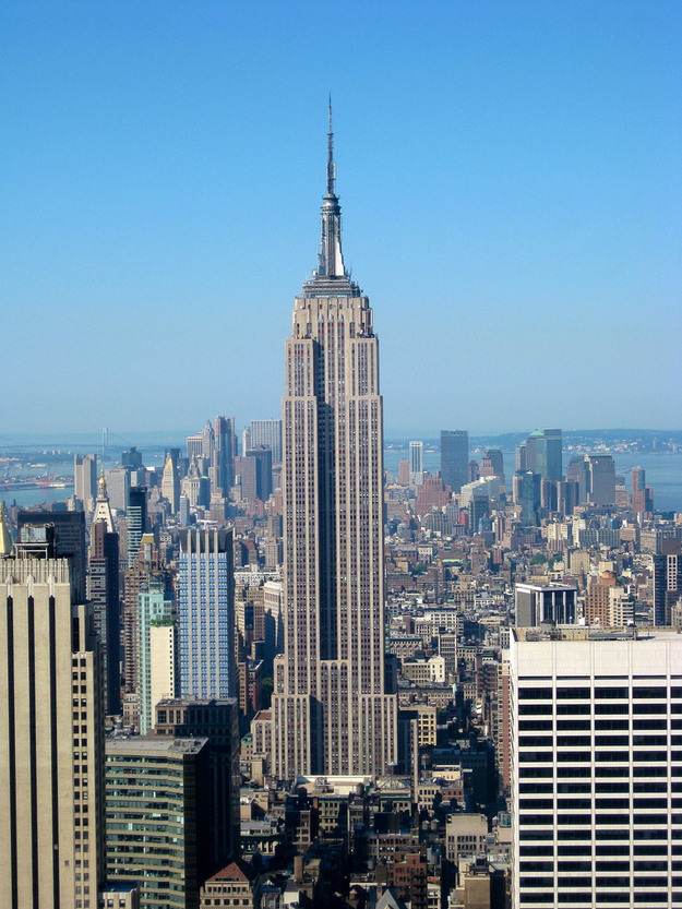 Square footage: 2,248,355Floors: 102Number of LEGOs: 5,291,371,370