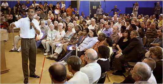 Obama campaigning Waterloo, Iowa in 2007. (AP)
