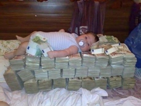 DIY baby bed. Oh, hell yeah!