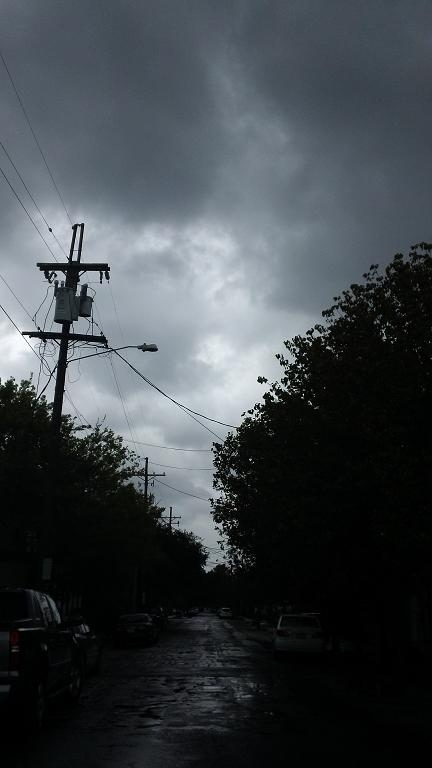 This was taken around lunchtime that Tuesday... Just before the storm really started moving in.