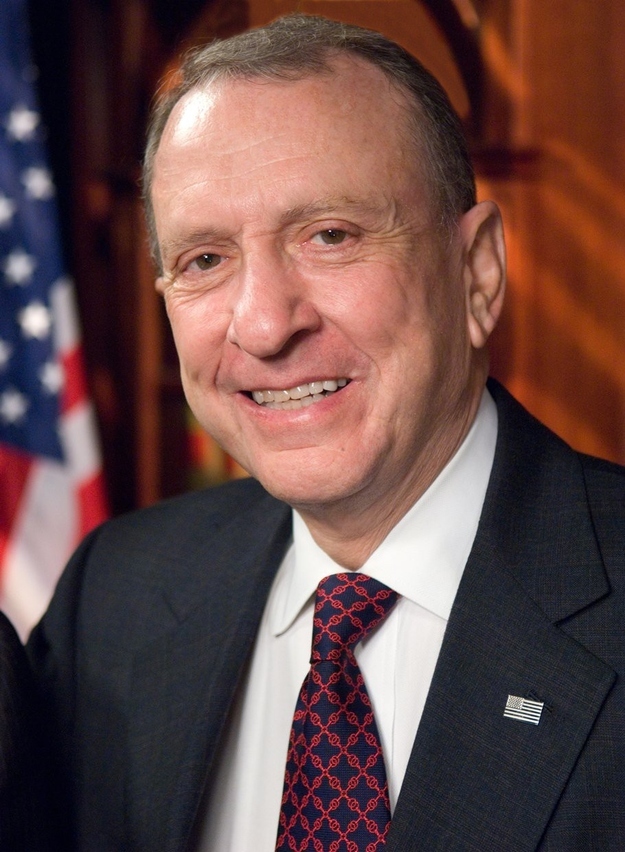 Official Senate portrait.