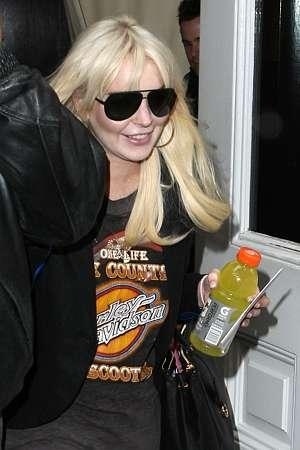 Lohan looked very similar leaving the Mercer Hotel just two days earlier.
