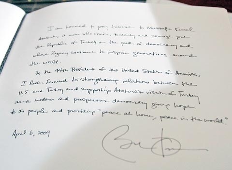 Obama's handwriting in a visitor's book at Anıtkabir, the mausoleum of Kemal Atatürk, in Ankara.