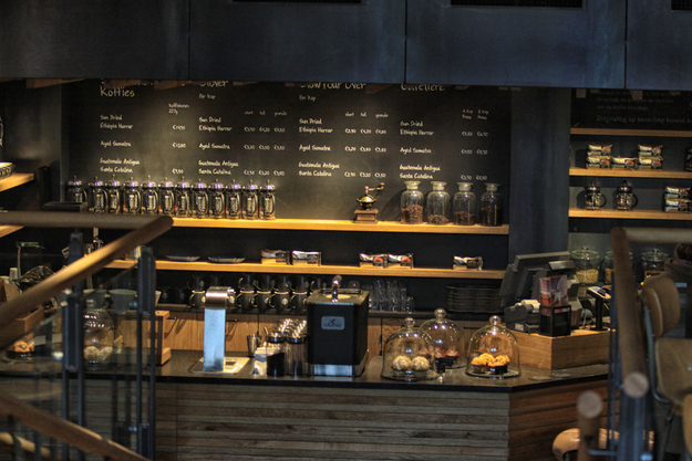 SLOW COFFEE BAR