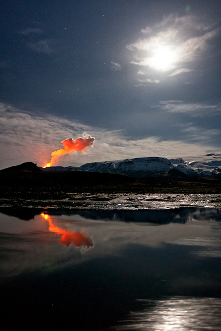 Eruption at Fimmvorduhals © Gunnar Gestur Geirmundsson