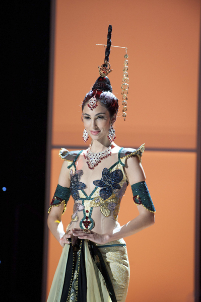 30 Gorgeous Miss Universe National Costumes