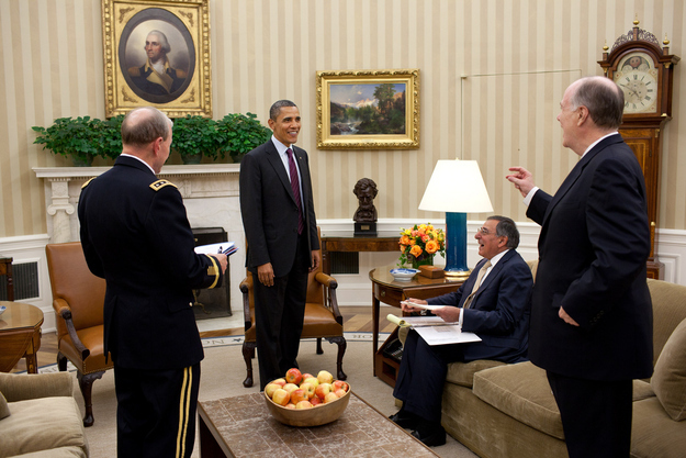 Donilon had no problem hypnotizing Obama, but he could only get Panetta to sneeze.

Source 

CORR...