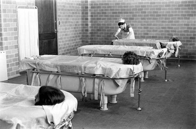 claustrophobic-vintage-asylum-containment-baths-and-other-links