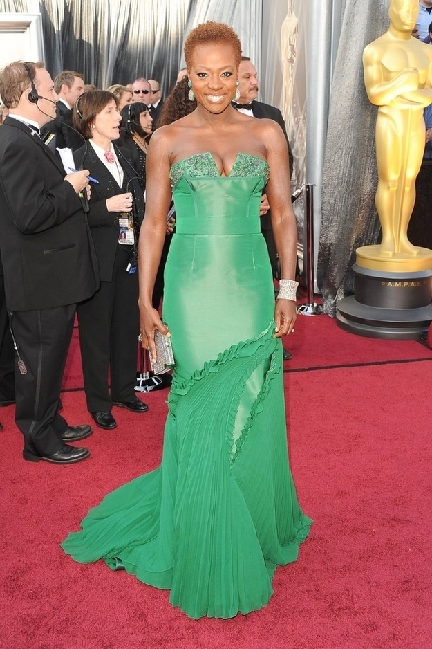 Viola Davis - This award season was all about Viola Davis and her amazing performance in ‘The Help’, so I was a little shocked her stylist didn’t think twice about this ill fitting Vera Wang gown. However, I do give her props for wearing her natural hair rather than a wig!