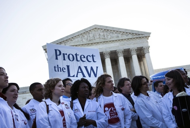 Doctors and medical professionals rallied in support of recent health care reform legislation outside the US Supreme Court last week.