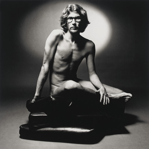 The 1971 ad featuring a nude Yves Saint Laurent.
