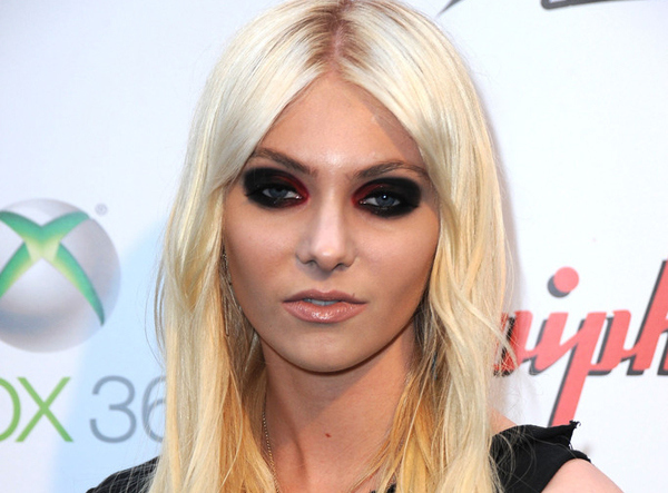 "She always looks like this. I've come to the conclusion she doesn't own a mirror."