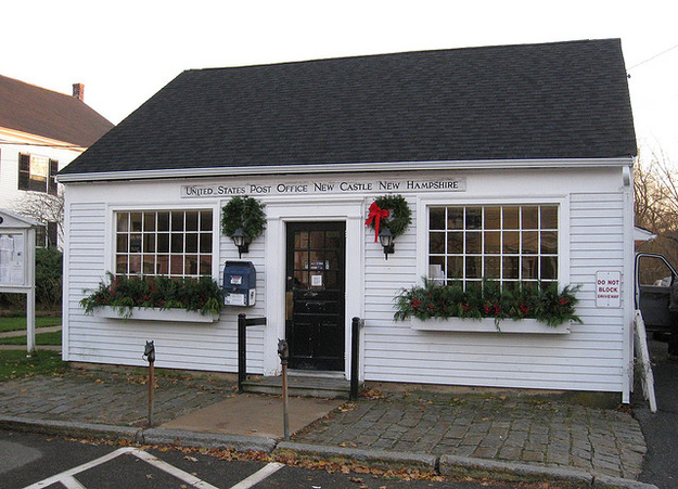 New Castle is the smallest town in New Hampshire and the only one located totally on islands.