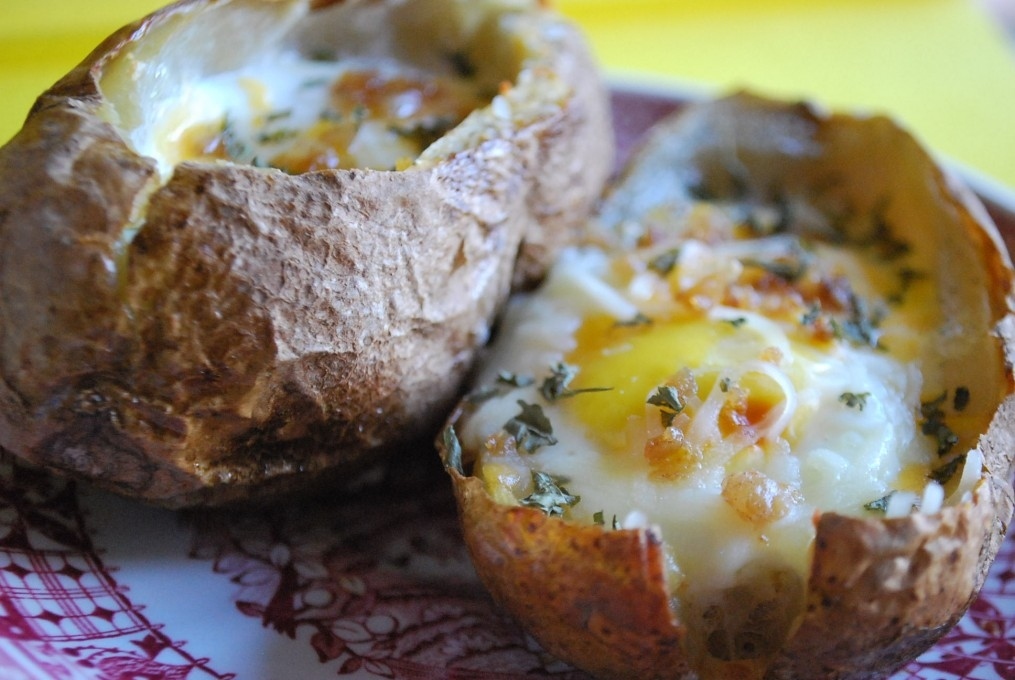 23 Amazing Ways To Eat A Baked Potato For Dinner