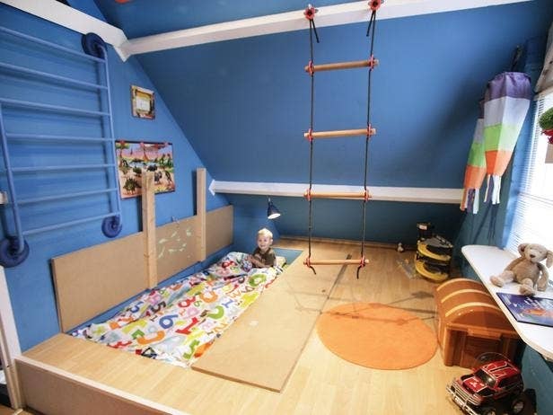 16 Totally Feasible Loft Beds For Normal Ceiling Heights