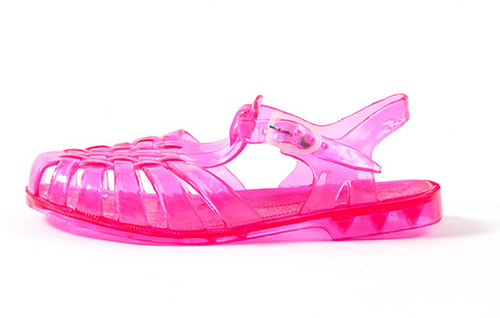 So what if these smelled like toxic plastic and made your feet sweat?! They were awesome!