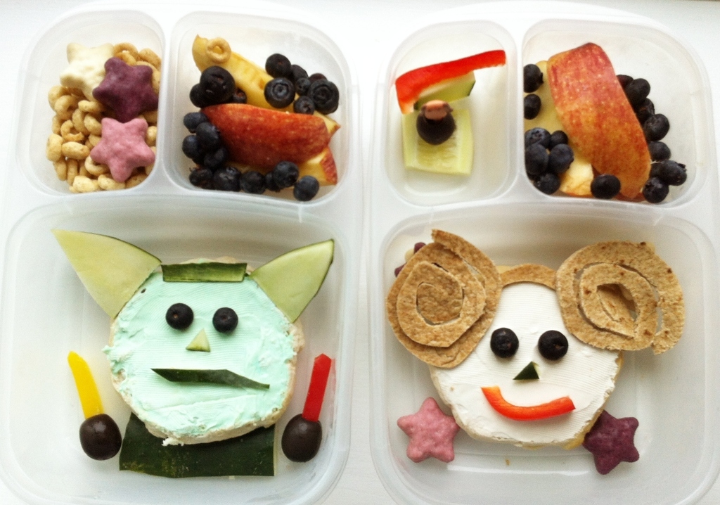 Lunchbox Dad: How to Make a Food Art Star Wars Stormtrooper Sandwich School  Lunch Recipe!