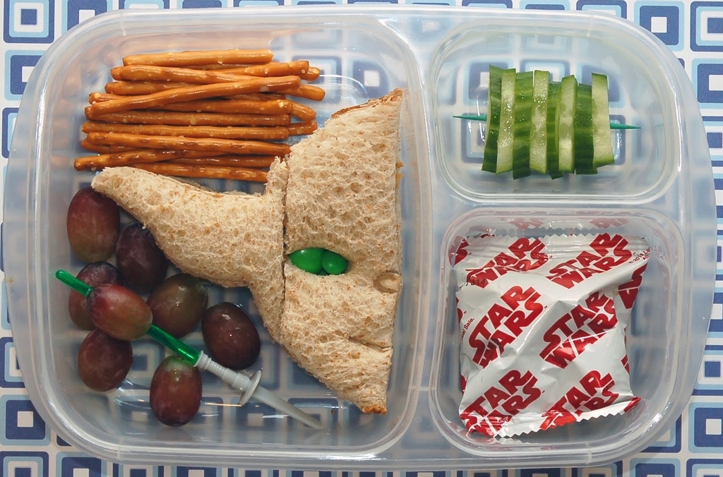 Star Wars Themed Packed Lunch Ideas - Eats Amazing.