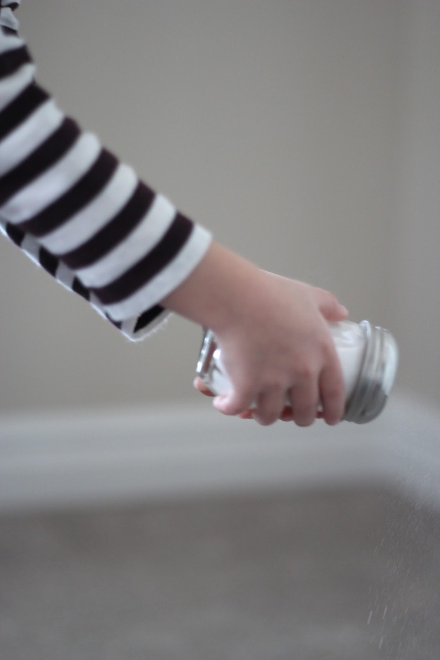 8 Natural Ways To Make Your Apartment Smell Good