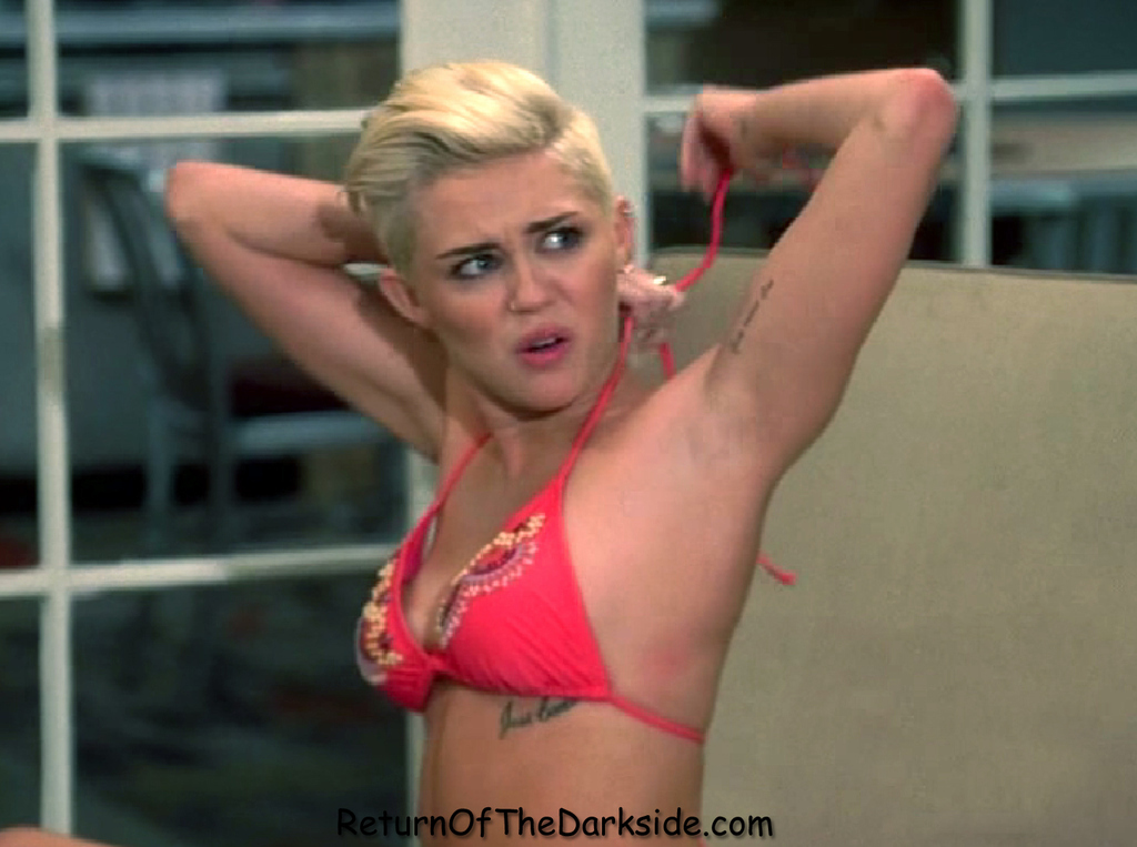 Quit hatin' betch! I'm just being Miley!