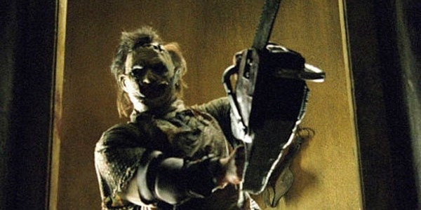 What's that, dudes? There is such a feeling that horror movies characters don't have legs at all! They are always too slow to escape from a maniac, they always look round to see how far this dork is, and there are always some logs or branches on their way. A great example of such movies is our well-known The Texas Chainsaw Massacre (2003):