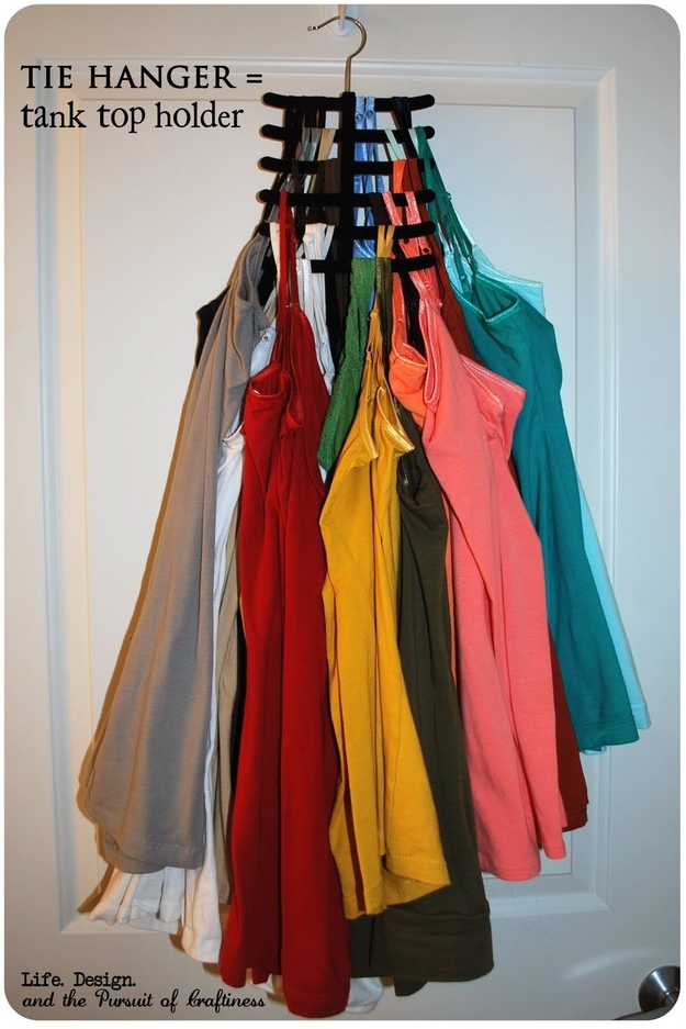 25 Brilliant Lifehacks For Your Tiny Closet