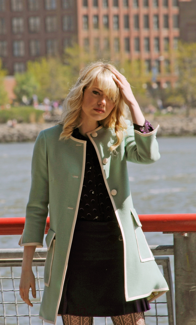 New Photos Show Emma Stone In Gwen Stacy's Infamous Green Coat.
