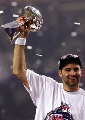 A Super Bowl champion, two-time National Football League MVP and Hall a Fame candidate. The Setback: Going undrafted in the 1994 NFL Draft after his college football career at the University of Northern Iowa. The Comeback: A contract with the AFL’s Iowa Barnstormers in 1995 that made him become the first All-Arena player; lead his team to two Arena Bowl appearances; and encouraged the Rams to sign him in 1998. Then, in 1999, The Ram’s starting QB tore his ACL in a pre-season game — making Warner the starter. That season he threw for 4,353 yards with 41 TD passes; had a 65.1% completion rate; led the Rams to a Super Bowl victory; threw for a Super Bowl record of 414 yards; and was named Super Bowl MVP.