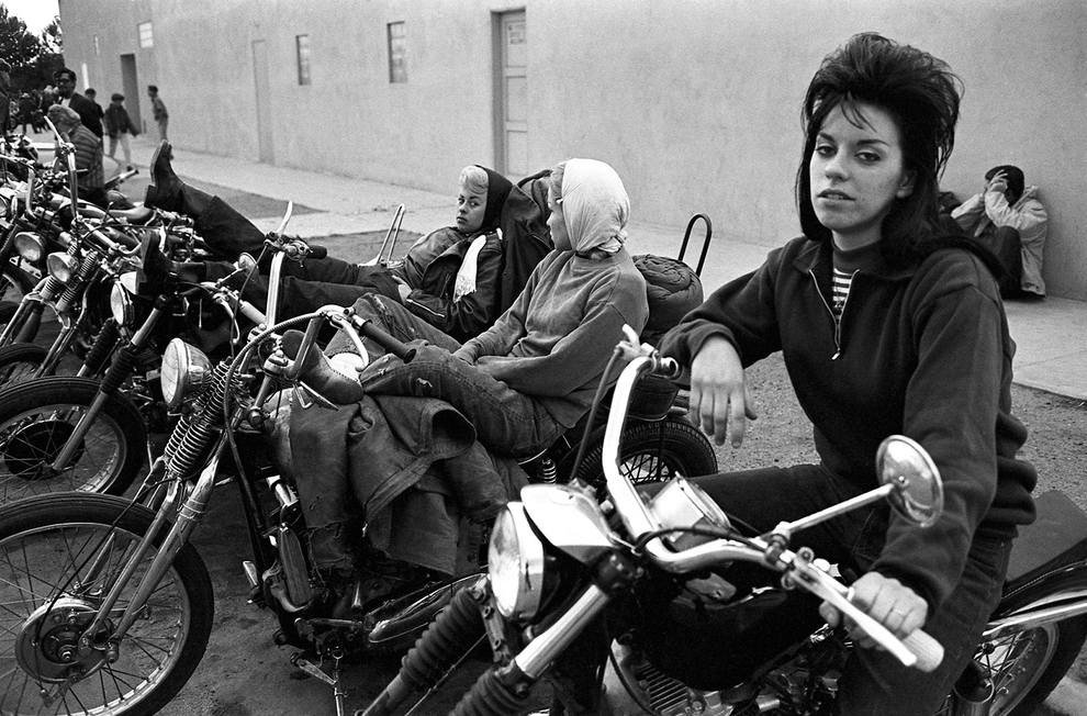 28 Captivating Photos Of Hells Angels From 1965