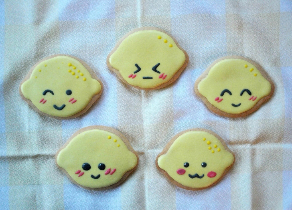 We should be terrified, but these Boo cookies are just too cute.