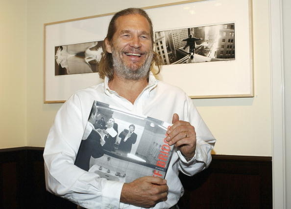 Bridges has been an amateur photographer since high school and began taking pictures on film sets during Starman, at the suggestion of co-star Karen Allen. In 2003, Bridges published a collection of his images titled Pictures: Photographs by Jeff Bridges